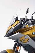 【試乗インプレ】BMW「F900XR」新生F900の剛健＆スタイリッシュさがクロスオーバー「扱いやすさに秘めた底力！」＜GOGGLE 2020年8月号＞（2020）