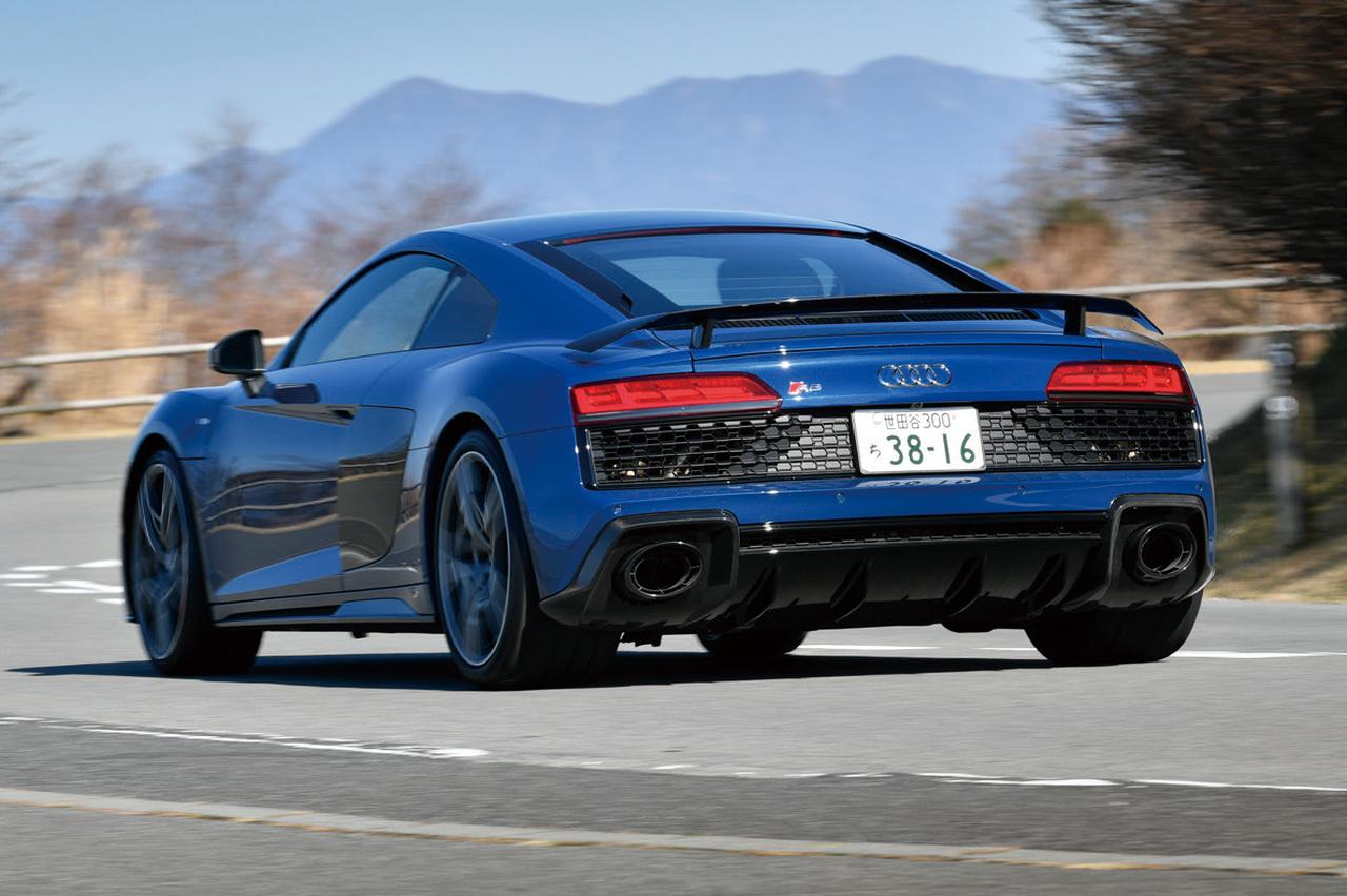 輸入車年鑑 マイナーチェンジされた新型r8はアウディ史上最強の旗艦スポーツ Webモーターマガジン 自動車情報サイト 新車 中古車 Carview