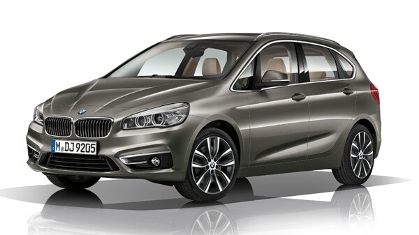 BMW　2シリーズ アクティブツアラーにディーゼルを搭載した「218d アクティブツアラー」追加　燃費は22.2km/L