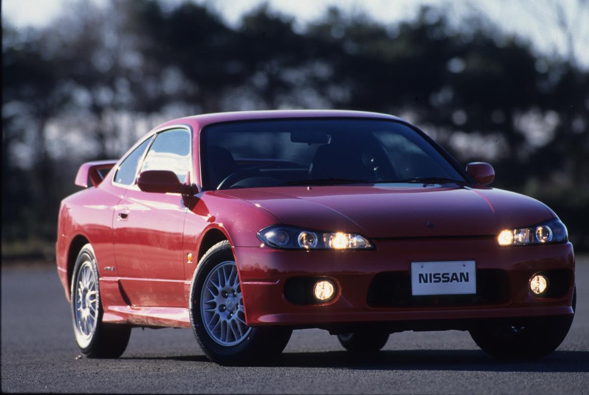ニッポンの名車 ボディの小型化で軽快さを取り戻した日産s15型シルビア Web Cartop 自動車情報サイト 新車 中古車 Carview