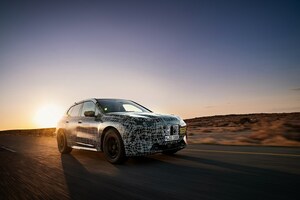 BMWの電動クロスオーバーSUV「iNEXT」、来年の発売に向け開発テストを進行中