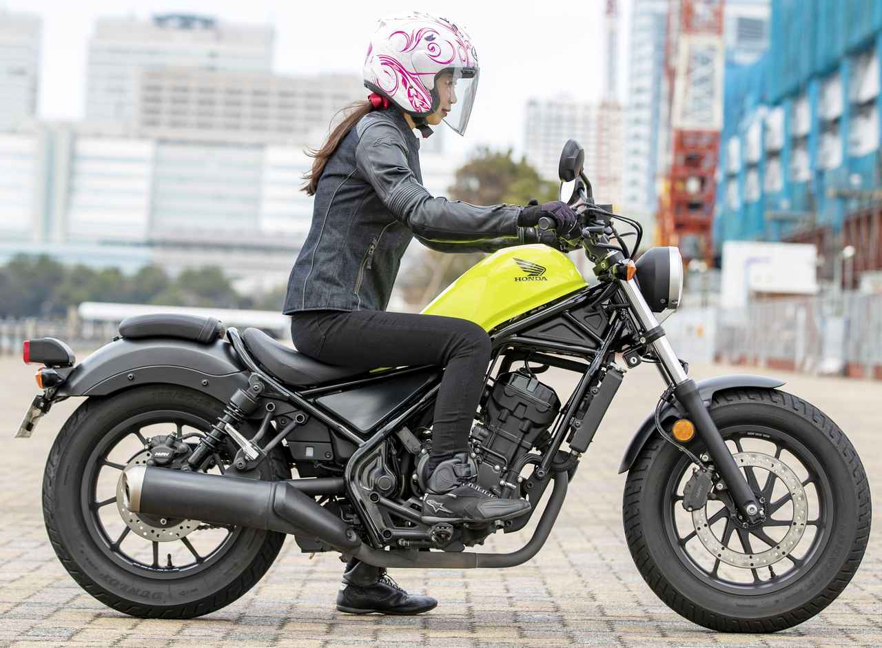 大人気機種ホンダ レブル250 の魅力とは アメリカンではなく じつは優しいスポーツバイク Webオートバイ の写真 6ページ目 自動車情報サイト 新車 中古車 Carview