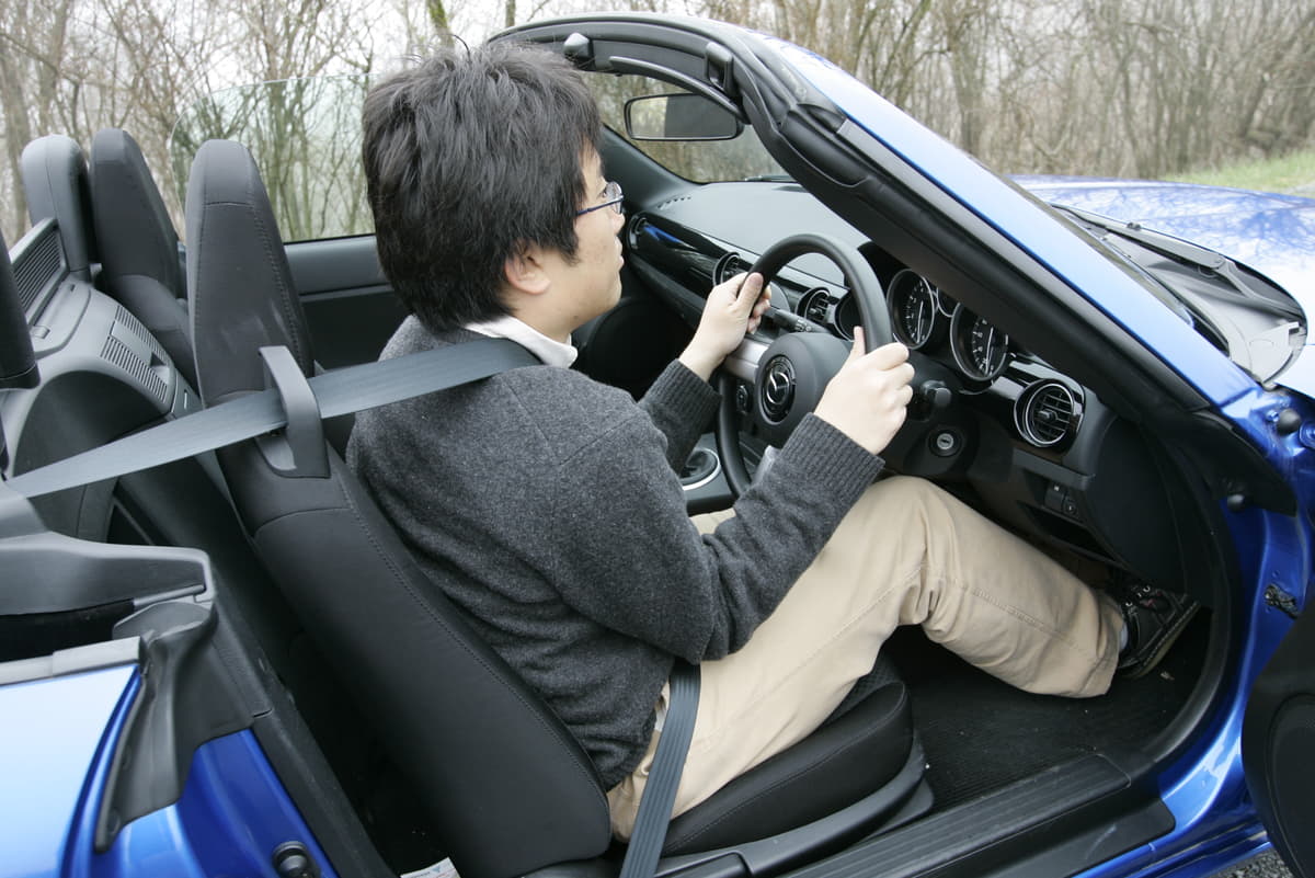 運転中の事故から身を守る 近づくと危ないクルマの行動パターン12選 Auto Messe Web 自動車情報サイト 新車 中古車 Carview