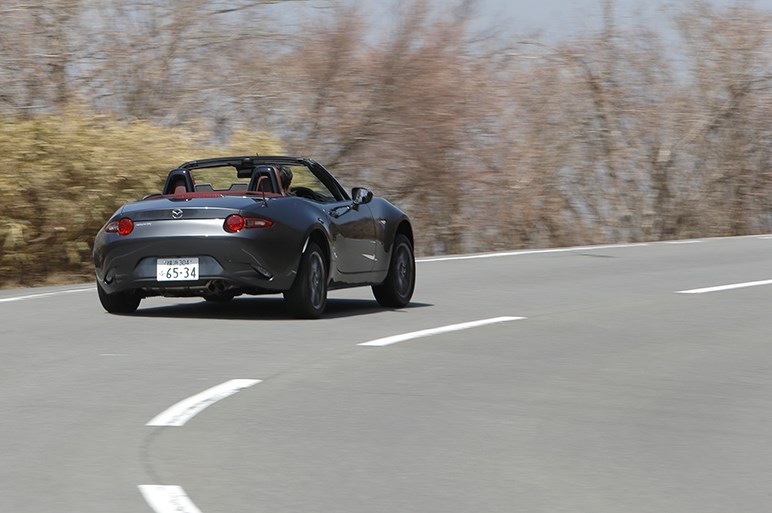 改良版ndはボディバランスが向上 最廉価モデルで約250万は頂けないが Carview 自動車情報サイト 新車 中古車 Carview