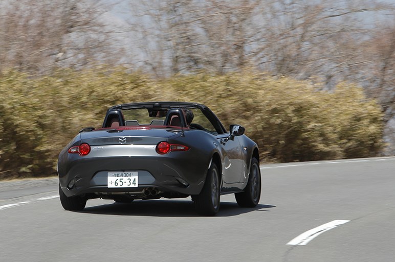 改良版ndはボディバランスが向上 最廉価モデルで約250万は頂けないが Carview 自動車情報サイト 新車 中古車 Carview