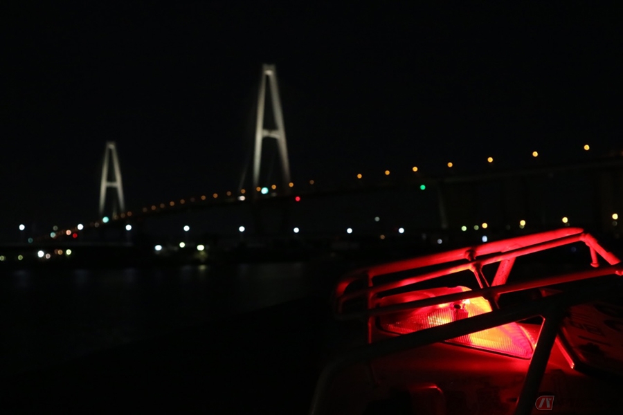 愛車と夜景のハーモニー 湾岸エリア 名港トリトン でバイクと巨大建築物を撮ってみた バイクのニュース 自動車情報サイト 新車 中古車 Carview