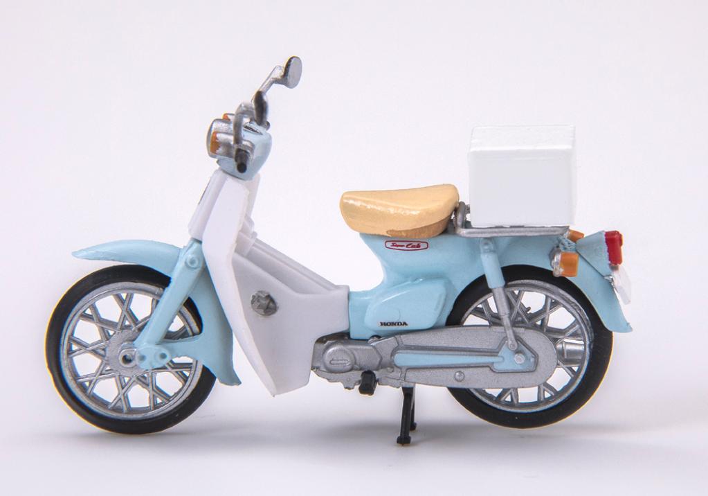 手のひらで愛でる かわいいスーパーカブを発見 Aoshima カプセルトイ 1 32 スーパーカブ コレクション色替えバージョン Motorfan の写真 9ページ目 自動車情報サイト 新車 中古車 Carview