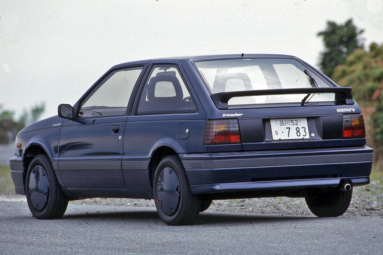 昭和の名車 176 いすゞ ジェミニはホットなイルムシャーを設定しスポーツ性を高める Webモーターマガジン の写真 5ページ目 自動車情報サイト 新車 中古車 Carview