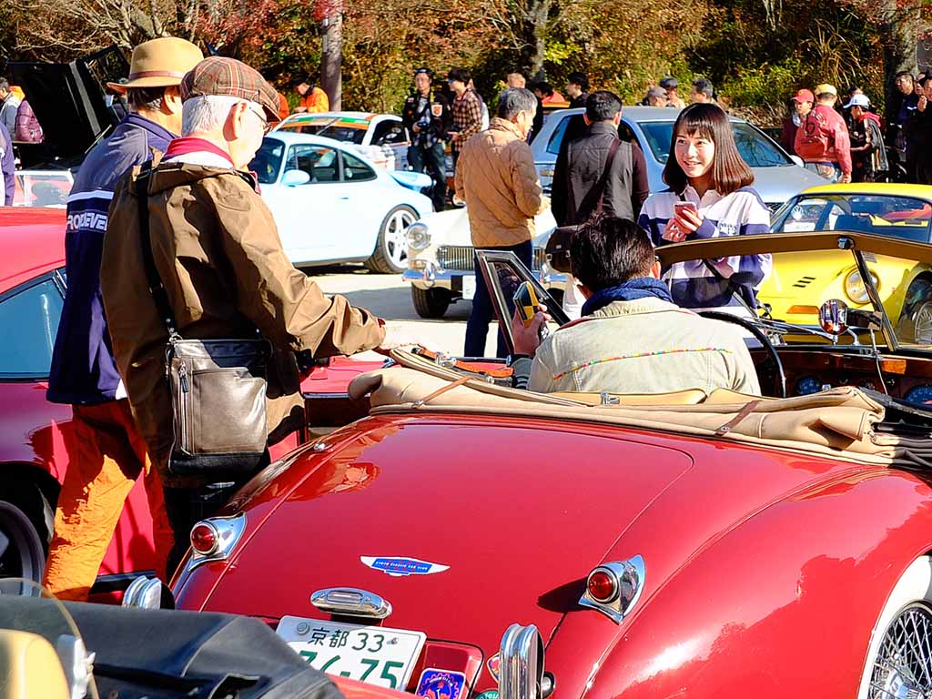 12月1日 日 京都 嵐山 高雄 フロムセブンミーティングが開催 Le Volant Carsmeet Web 自動車情報サイト 新車 中古車 Carview