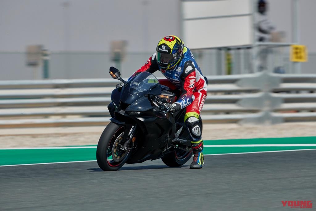 超速報インプレッション Cbr1000rr R試乗会でf C C Tsrホンダフランス フォレイ選手に聞いた Webヤングマシン 自動車情報サイト 新車 中古車 Carview