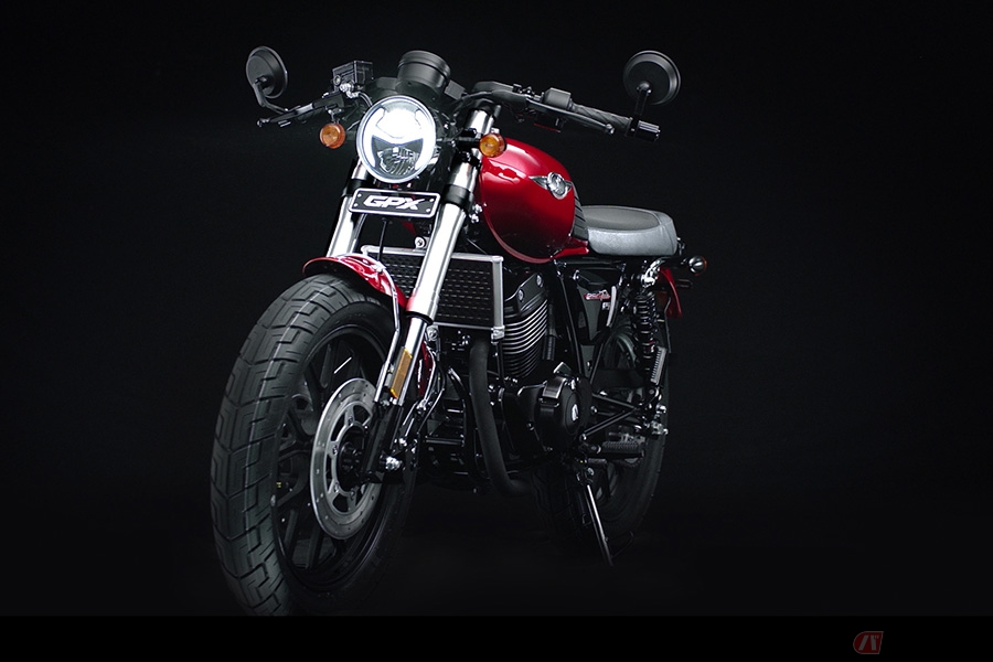 Gpx レジェンド250ツイン 年モデル登場 無駄を削ぎ落としたベーシックな新型車 バイクのニュース 自動車情報サイト 新車 中古車 Carview