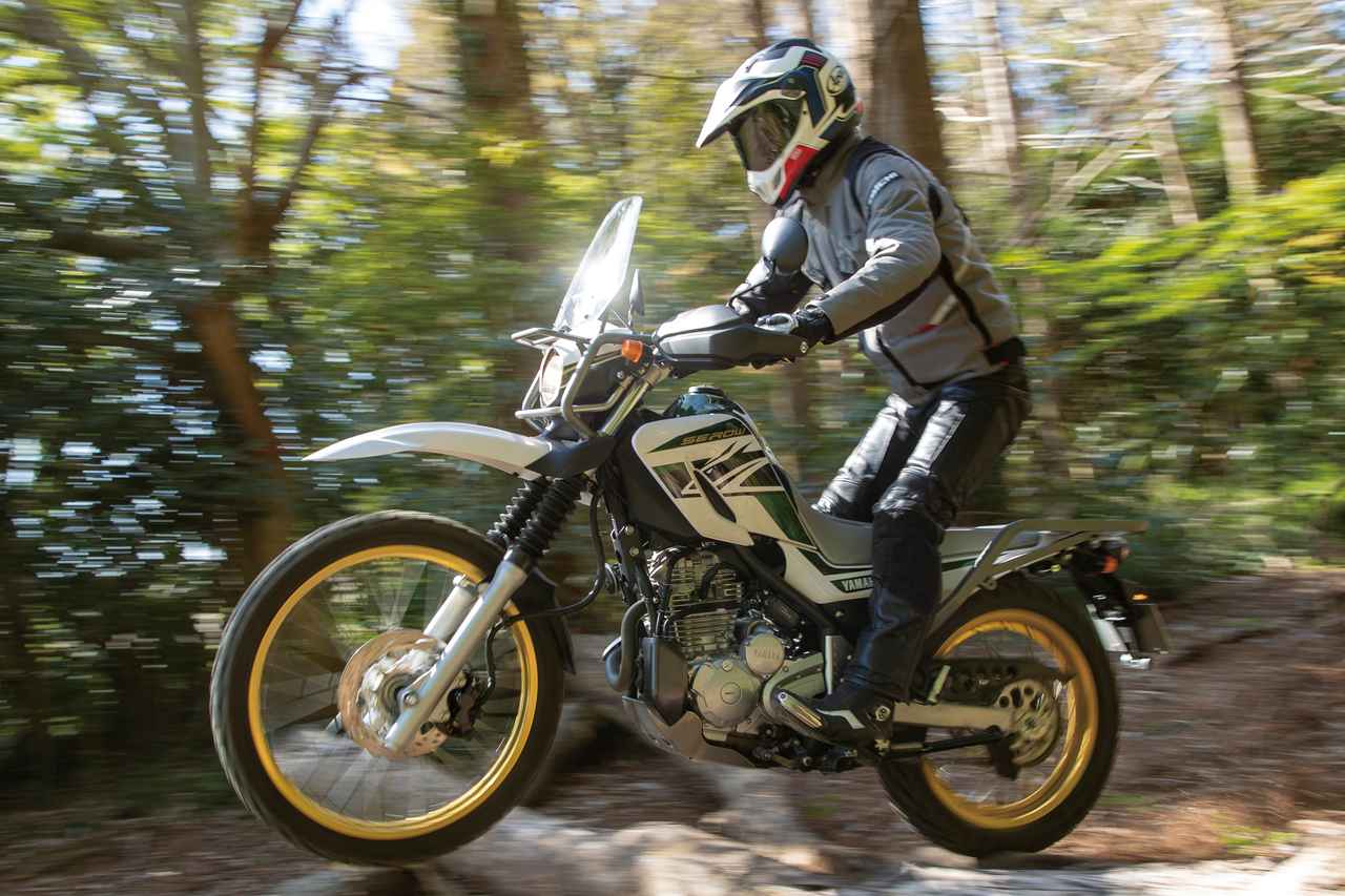 復活を遂げた名車 ヤマハ セロー250 旅装備が充実した最新型 ツーリングセロー を走行インプレッション Webオートバイ 自動車情報サイト 新車 中古車 Carview
