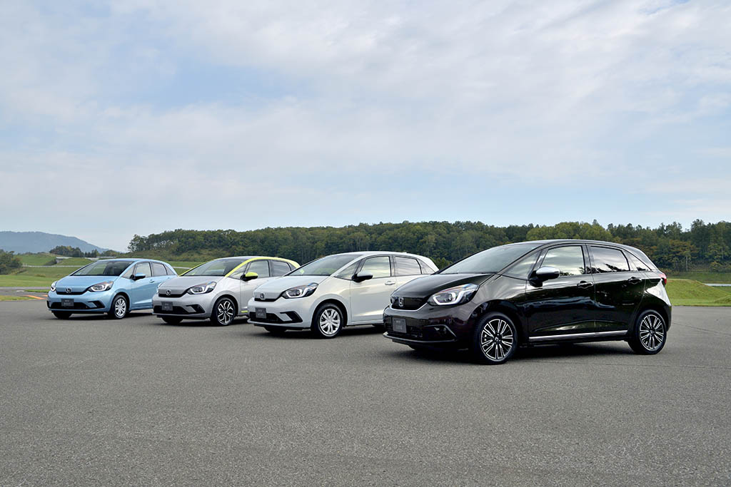 プロトタイプ試乗 ホンダ フィット 全方位的に進化したホンダの意欲作 Le Volant Carsmeet Web 自動車情報サイト 新車 中古車 Carview