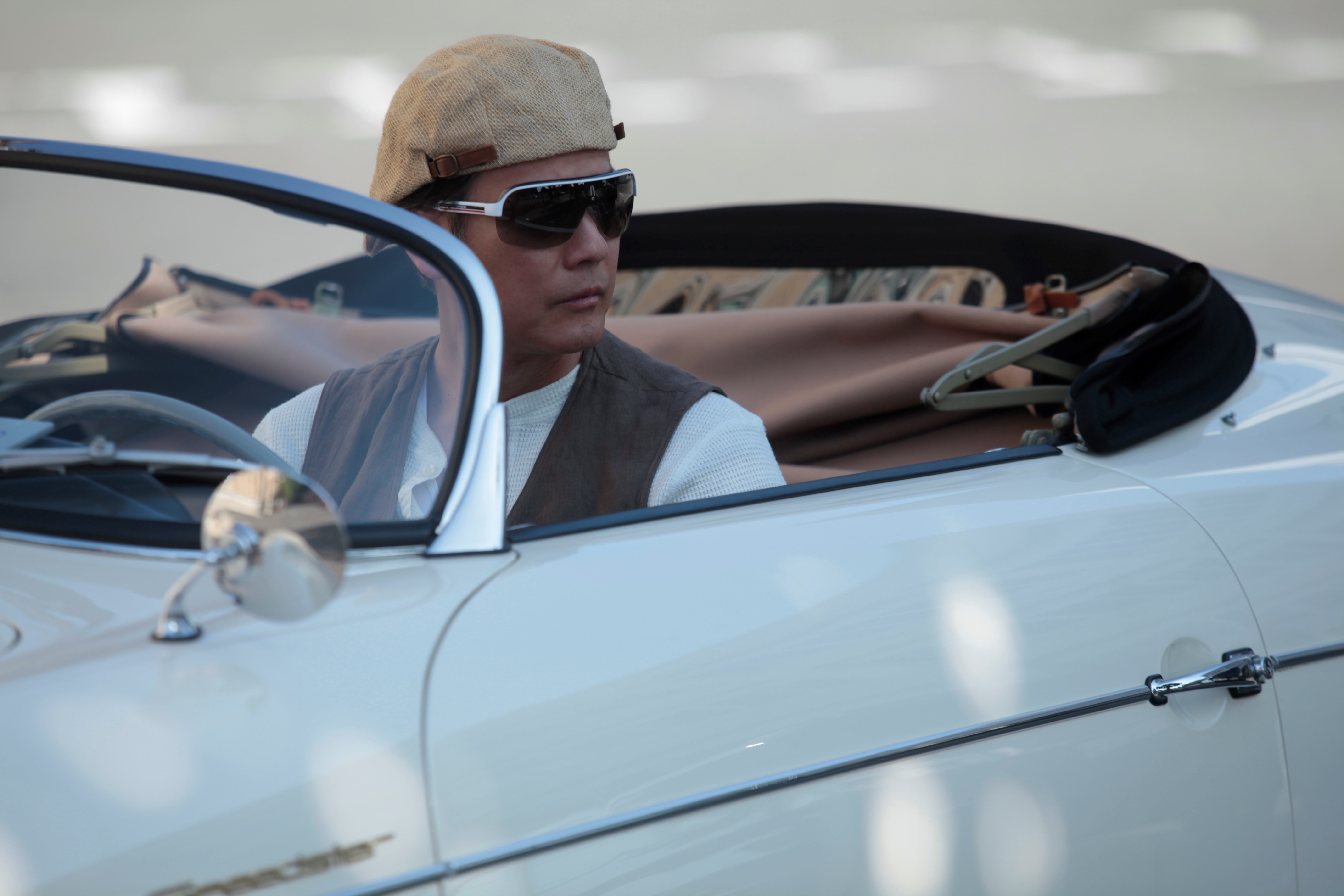 唐沢寿明が考えるクラシックカー ラリー 復興支援とは Gq Japan の写真 自動車情報サイト 新車 中古車 Carview