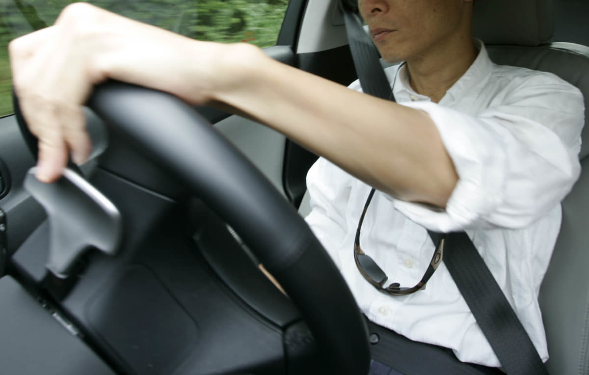 運転の上手い下手が一目でわかる クルマの動きが良くなる ハンドルの握り方 Auto Messe Web 自動車情報サイト 新車 中古車 Carview