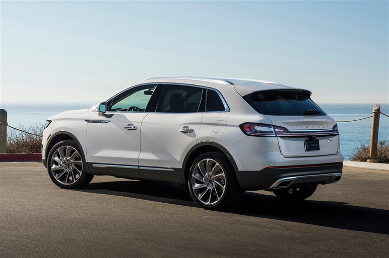 リンカーン ミッドサイズsuv 新型ノーティラスを投入 高級suvの新たな価値を訴求 Carview 自動車情報サイト 新車 中古車 Carview