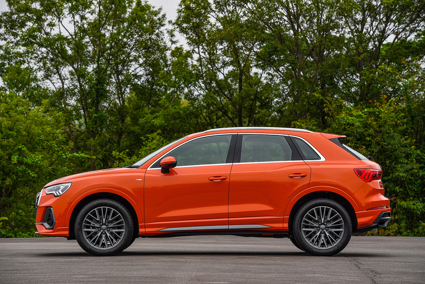 アウディ フルモデルチェンジ第2世代のコンパクトsuv Q3 Q3スポーツバック Auto Prove の写真 3ページ目 自動車情報サイト 新車 中古車 Carview
