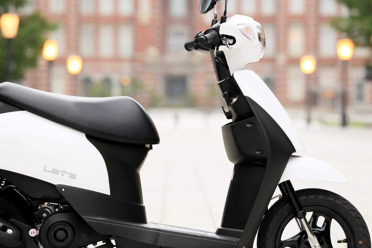 レッツ オートバイ バイク 車体 スクーター （原付スクーターっ