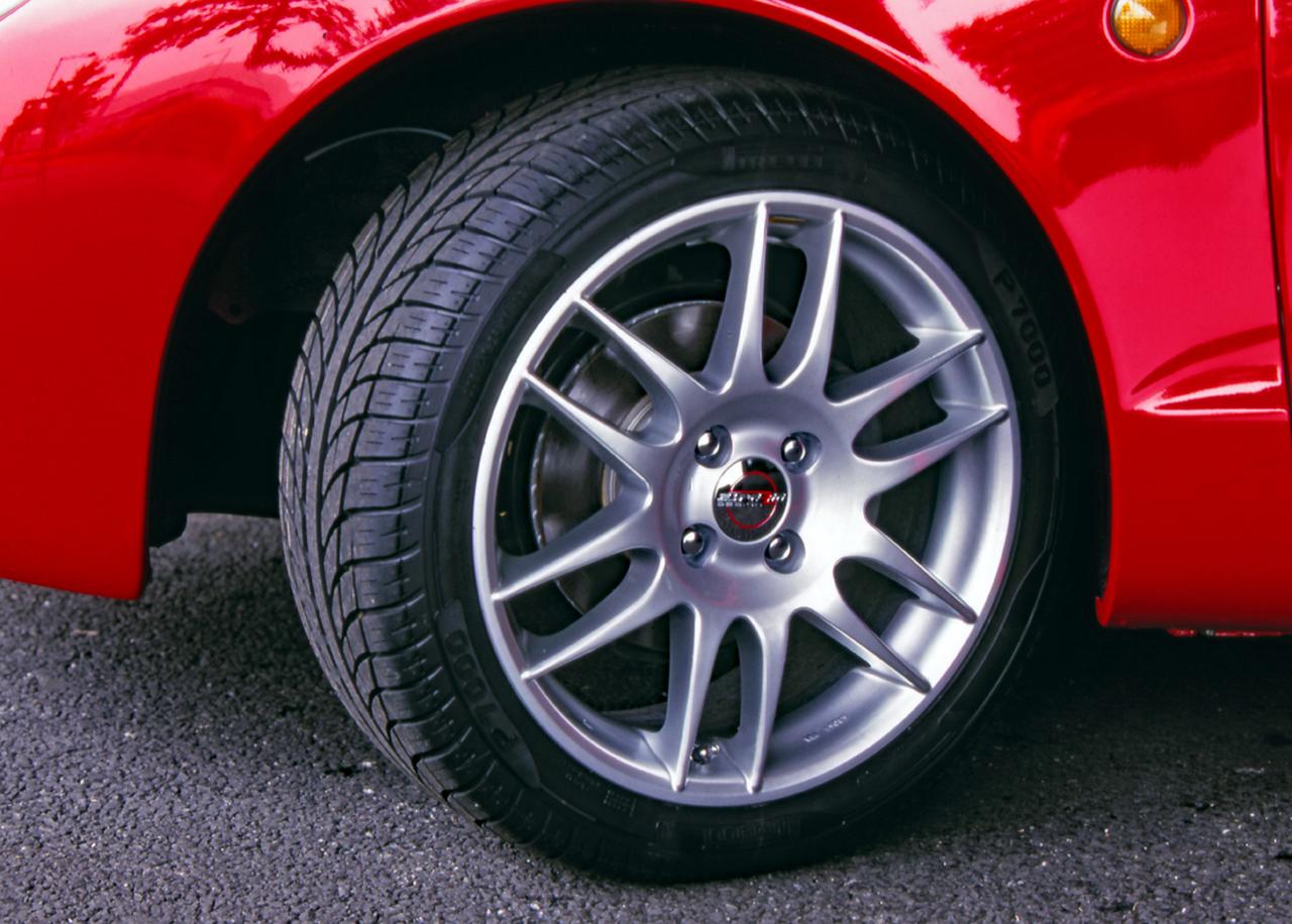 あの限定車は凄かった 2 ベース車はなに モデリスタ カセルタ 150台限定 00年6月日発表 販売価格350万円 当時 Webモーターマガジン 自動車情報サイト 新車 中古車 Carview
