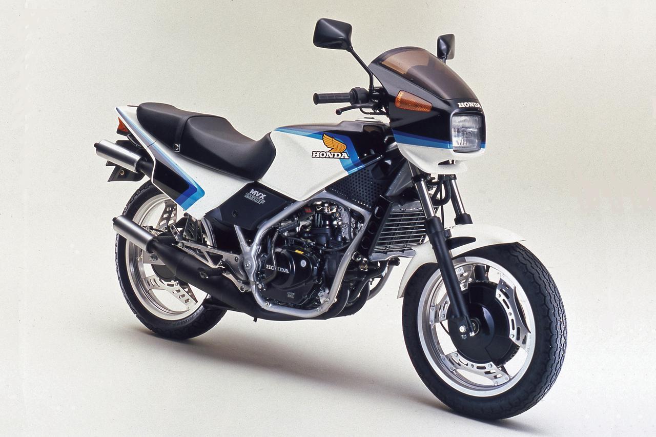 心に残る日本のバイク遺産 フレディ スペンサーをカタログに起用したホンダの2ストv型3気筒 Honda Mvx250f 19年 2サイクル250cc史 編 Webオートバイ 自動車情報サイト 新車 中古車 Carview