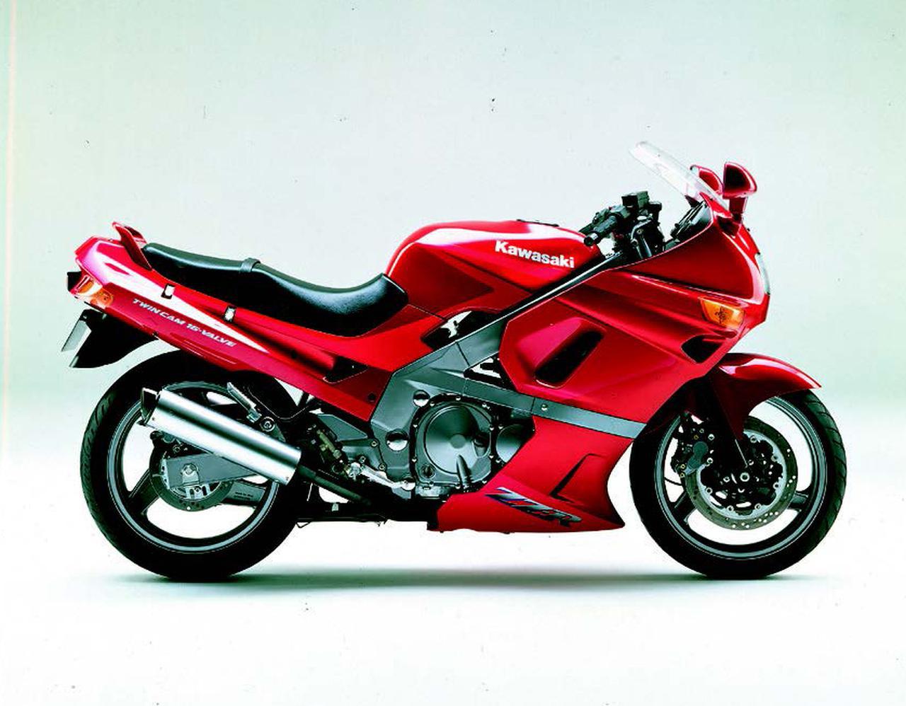 ヤマハr1 Zやsrxの登場でネイキッドブームが更に加速 日本バイク100年史 Vol 050 1990 1991年 Webアルバム Webオートバイ 自動車情報サイト 新車 中古車 Carview