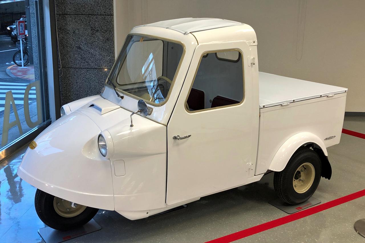 ダイハツ 東京支社ショールームで 軽自動車の進化 を展示中 懐かしのミゼットが見られる Webモーターマガジン 自動車情報サイト 新車 中古車 Carview
