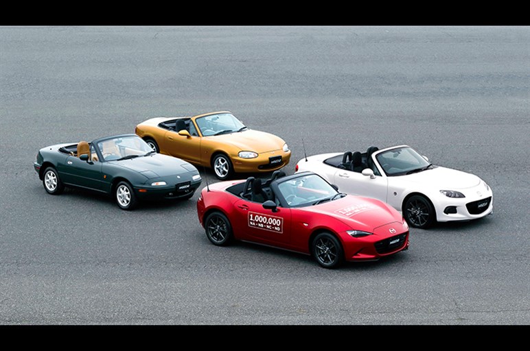 初代naから現行ndの Rf まで 新旧ロードスターを写真で紹介 Carview 3ページ目 自動車情報サイト 新車 中古車 Carview