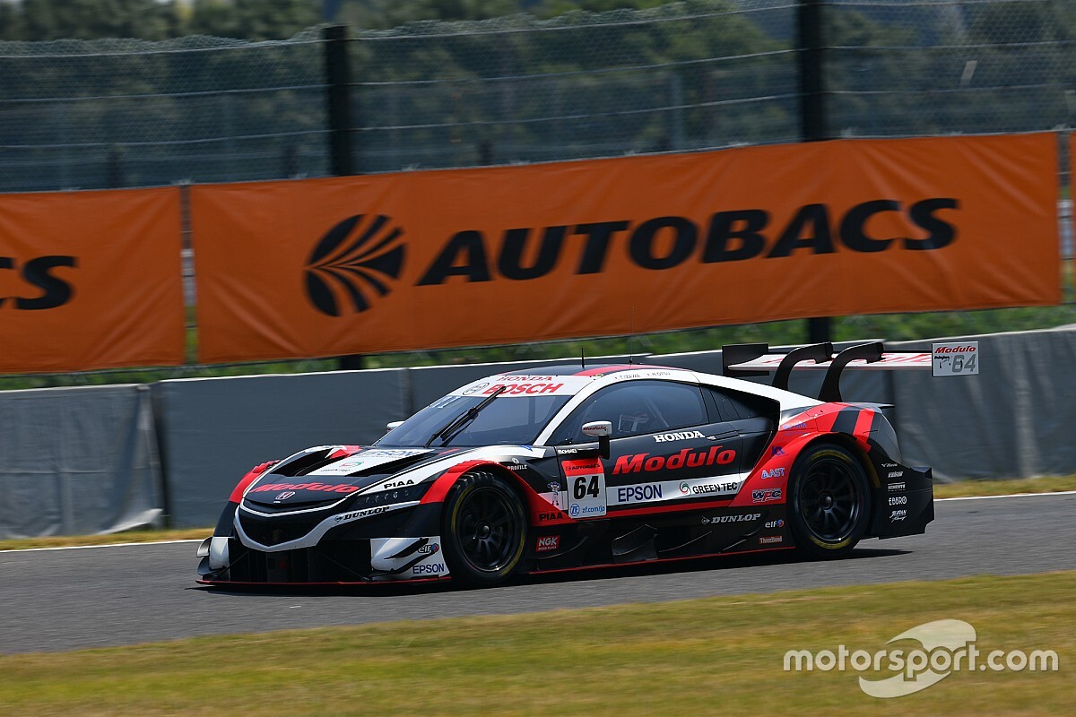 Gt500は64号車modulo Gt300は31号車プリウスがポールポジション スーパーgt第3戦鈴鹿 公式予選タイム結果 Motorsport Com 日本版 自動車情報サイト 新車 中古車 Carview