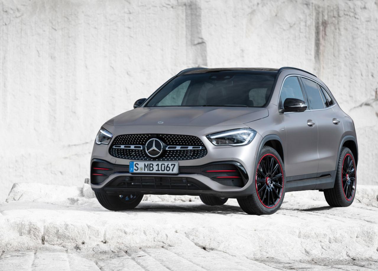 メルセデス ベンツ最小suv Gla がフルモデルチェンジで二代目に 最新のメルセデス デザインを反映 コンパクトsuv速報 Motorfan 自動車情報サイト 新車 中古車 Carview