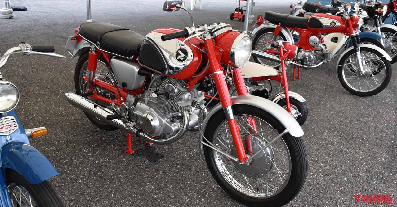 ホンダ ドリームCB72スーパースポーツ（1961年製造）が走行〈映像あり〉