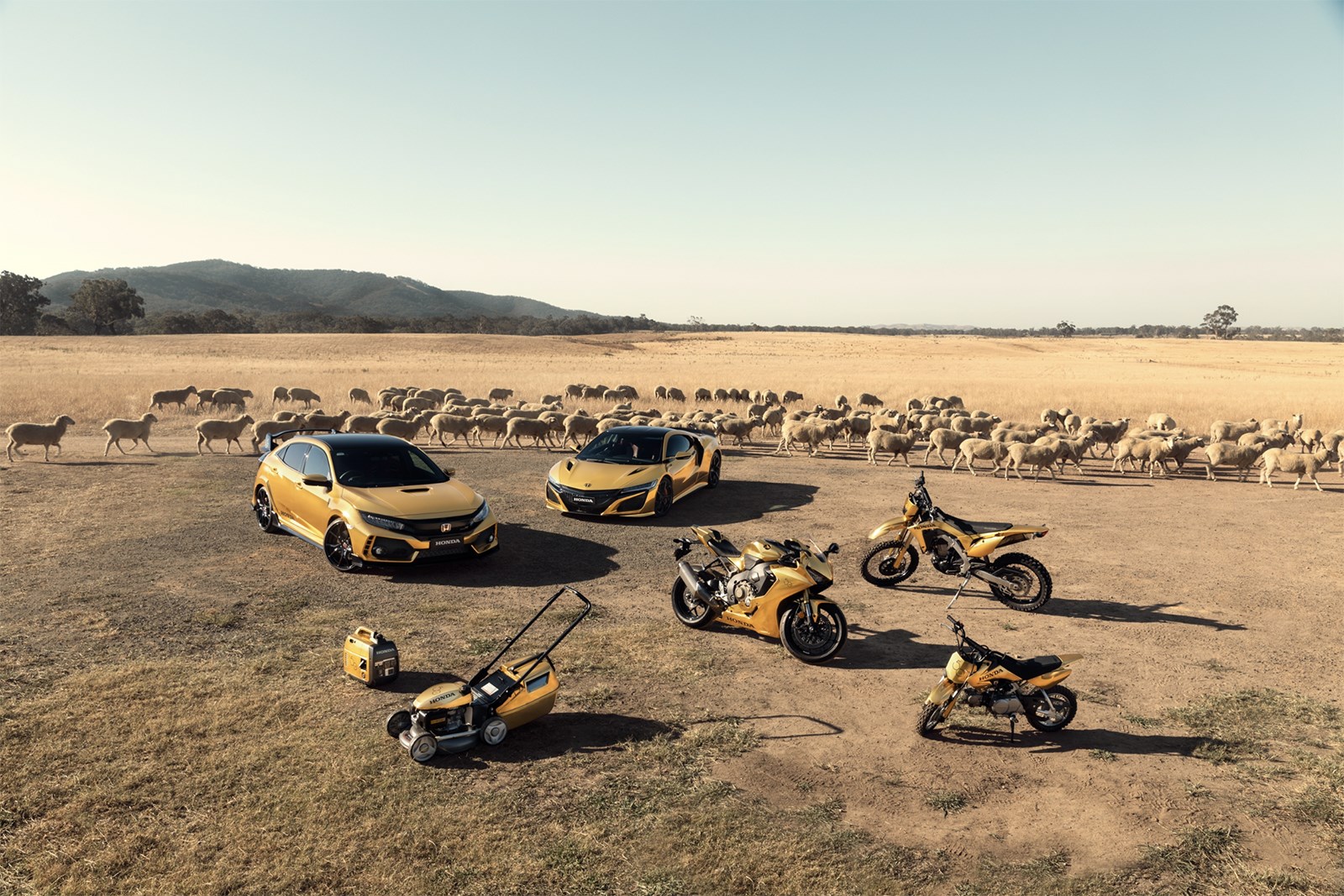 NSXから芝刈り機までが金色に　ホンダ、オーストラリアで50周年記念モデルを展開