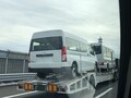 輸送中のトヨタ新型ハイエースを東名高速で目撃。いったいなぜ国内に？